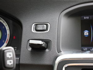 20133.0 T6 R-Design \Ӱ п؅^