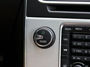 20133.0 T6 R-Design \Ӱ п؅^