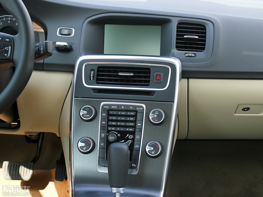 6t drive 两驱智雅版  2015款沃尔沃s60 2.