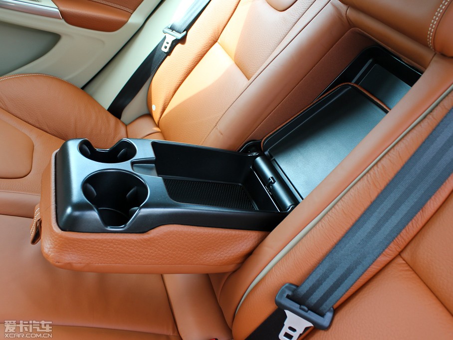 2012֠S60(M(jn)) 1.6T DRIVe (q)Ű