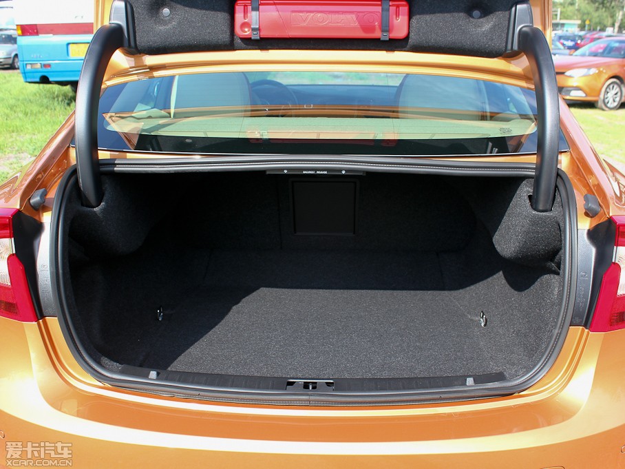 2012֠S60(M) 1.6T DRIVe Ű