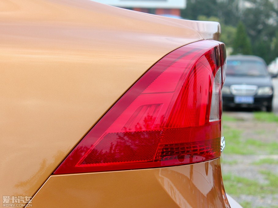 2012֠S60(M(jn)) 1.6T DRIVe (q)Ű