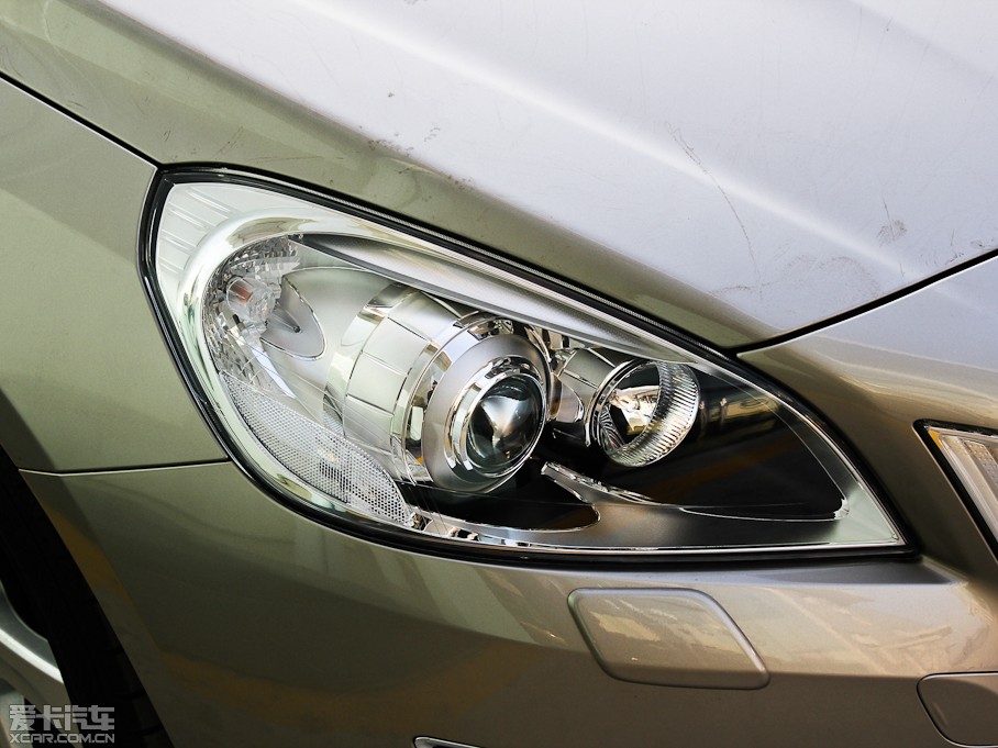 2012���֠���S60(�M��) 2.0T T5 ��������