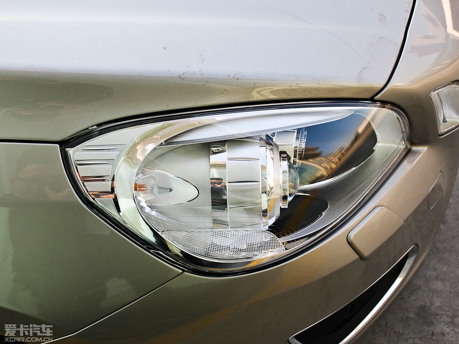 2012���֠���S60(�M��) 2.0T T5 ��������