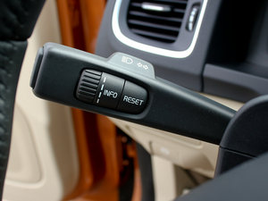 20121.6T DRIVe Ű п؅^