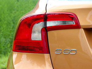 20121.6T DRIVe (q)Ű (x)(ji)^