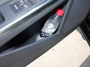 2012款2.0T T5 两驱智尚版 空间座椅