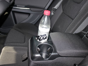2012款2.0T T5 两驱智尚版 空间座椅