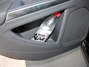 2012款2.0T T5 两驱智尚版 空间座椅