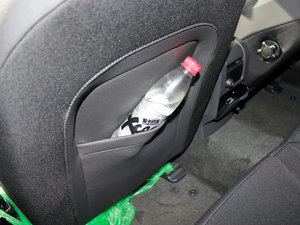 2012款2.0T T5 两驱智尚版 空间座椅