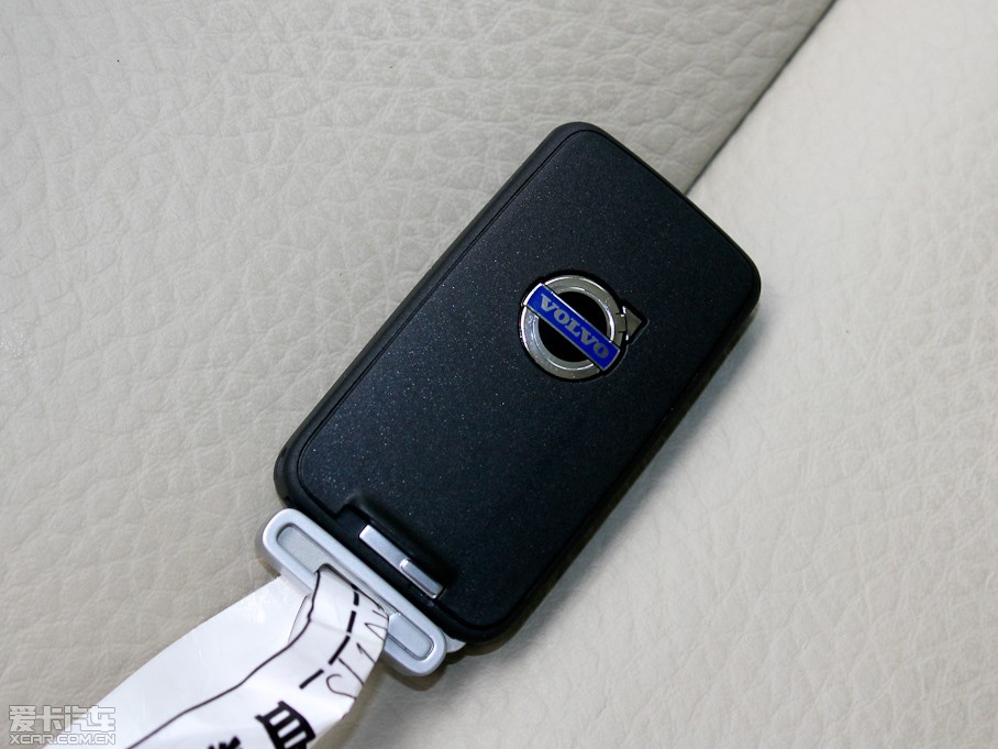 2012���֠���XC60(�M(j��n)��) 3.0T T6 AWD���m��