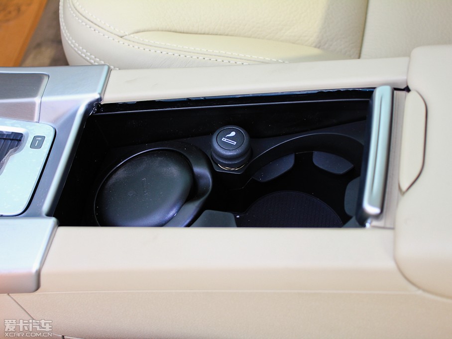 2012֠XC60(M) 3.0T T6 AWDm