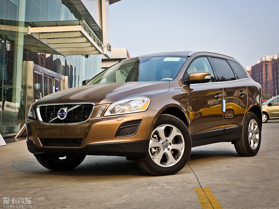 2012ֶXC60() 2.0T T5 Ű