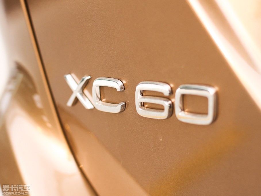 2012֠XC60(M) 2.0T T5 Ű