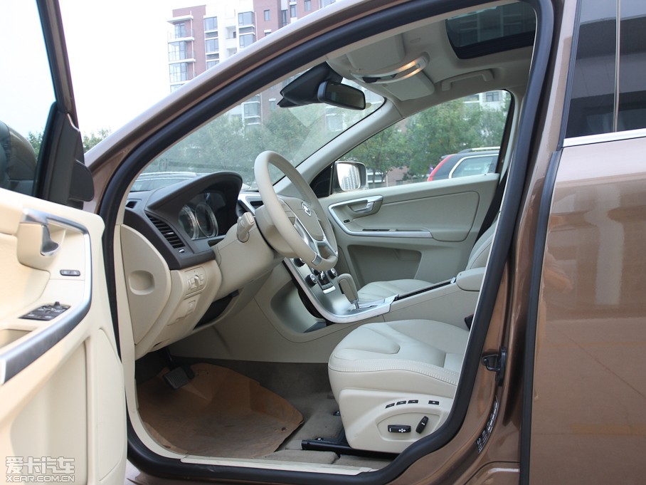 2012֠XC60(M) 2.0T T5 Ű