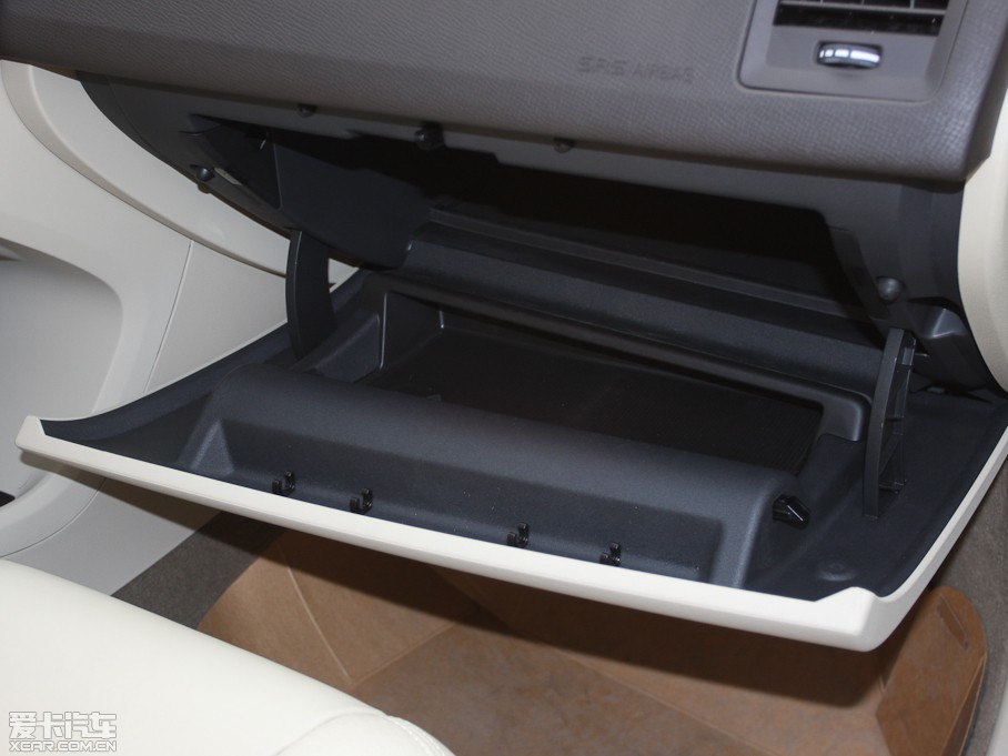 2012֠XC60(M(jn)) 2.0T T5 Ű