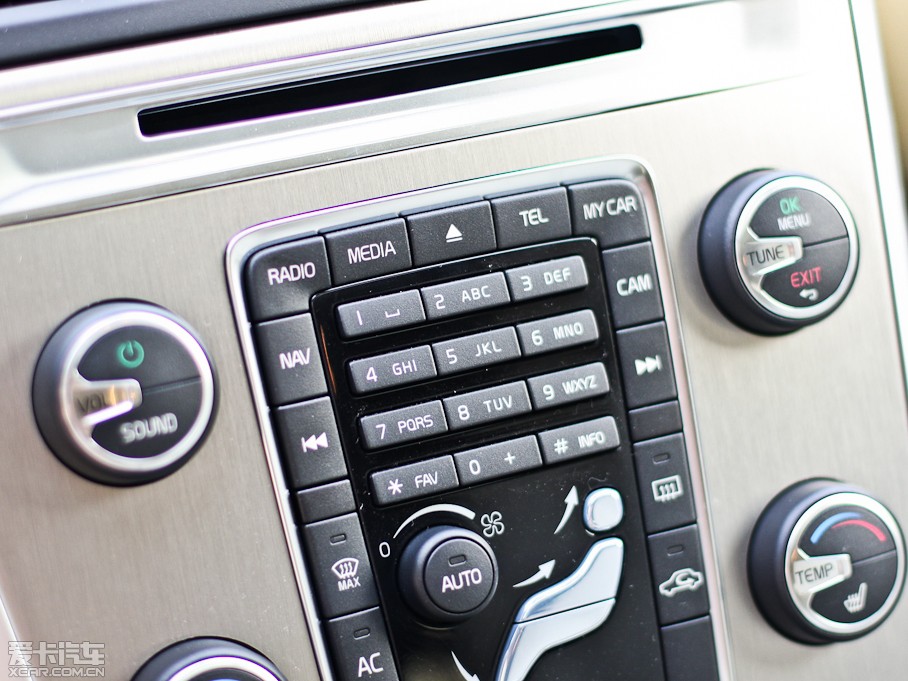 2012֠XC60(M(jn)) 2.0T T5 Ű