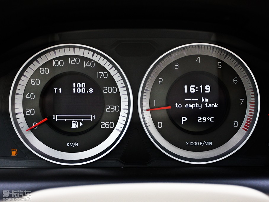 2012֠XC60(M) 2.0T T5 Ű