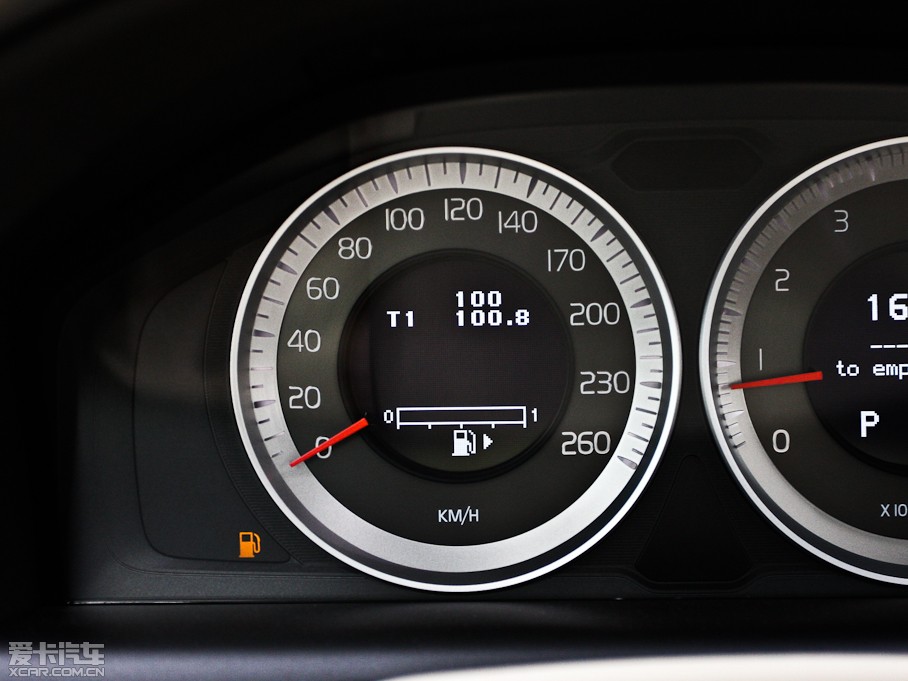 2012֠XC60(M) 2.0T T5 Ű