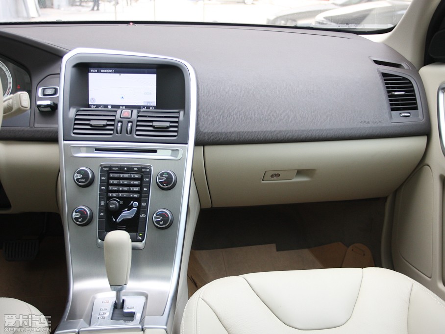 2012֠XC60(M) 2.0T T5 Ű