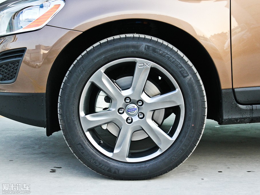 2012֠XC60(M) 2.0T T5 