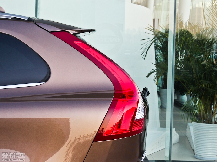 2012֠XC60(M) 2.0T T5 