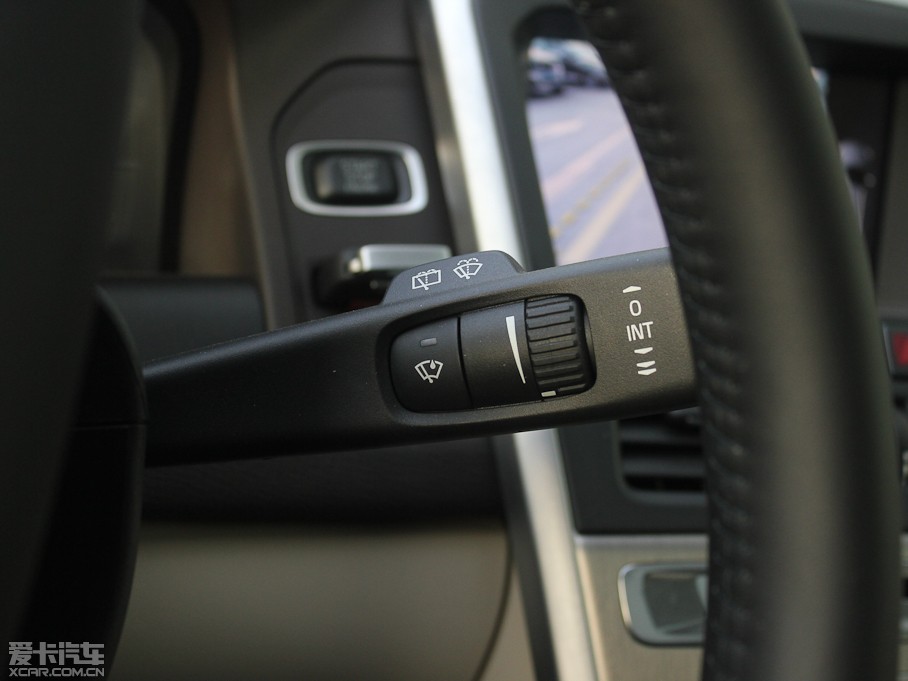 2012֠XC60(M) 2.0T T5 