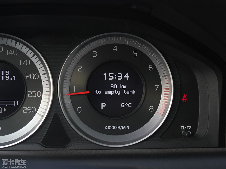 2012ֶXC60() 2.0T T5 
