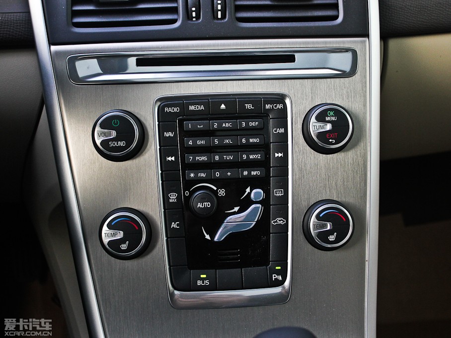 2012���֠���XC60(�M��) 2.0T T5 �����