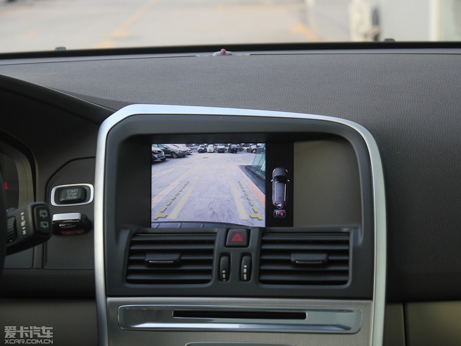 2012֠XC60(M) 2.0T T5 