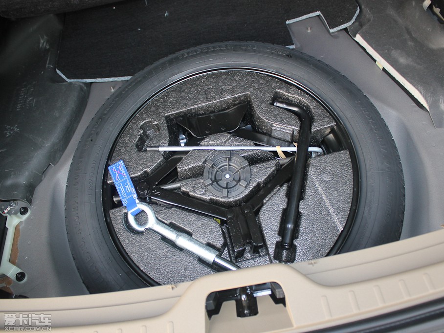 2012֠XC60(M) 2.0T T5 