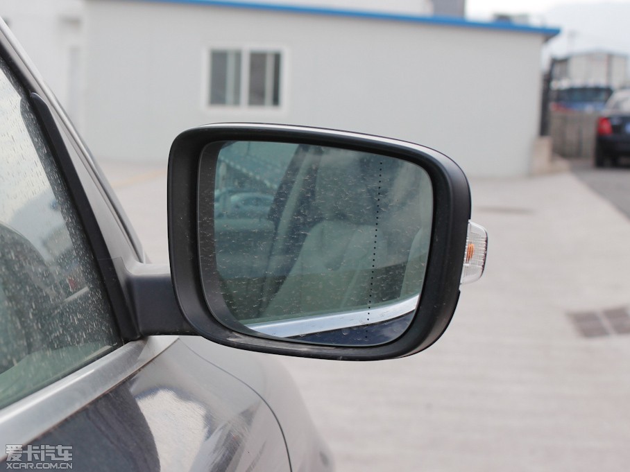 2012֠XC60(M) 2.0T T5 Ű