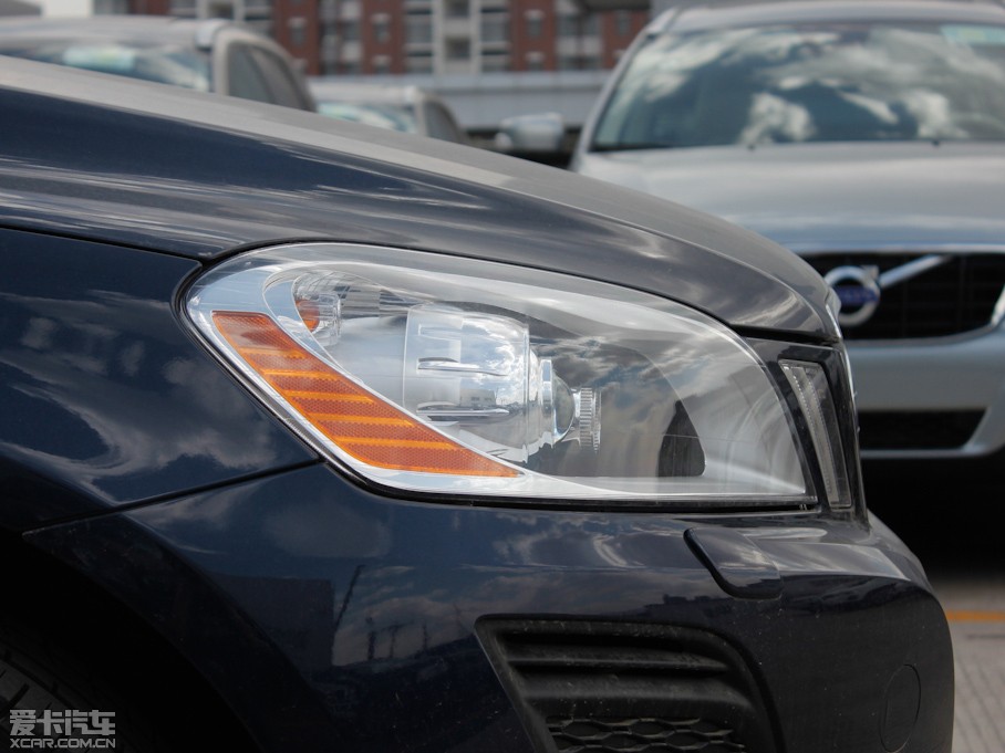 2012ֶXC60() 2.0T T5 Ű