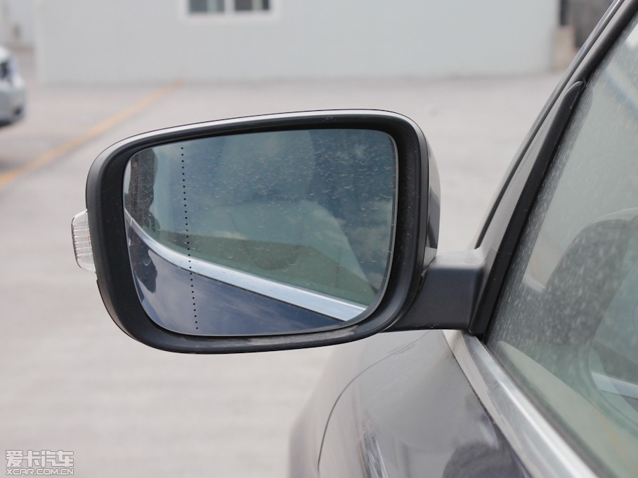 2012֠XC60(M) 2.0T T5 Ű