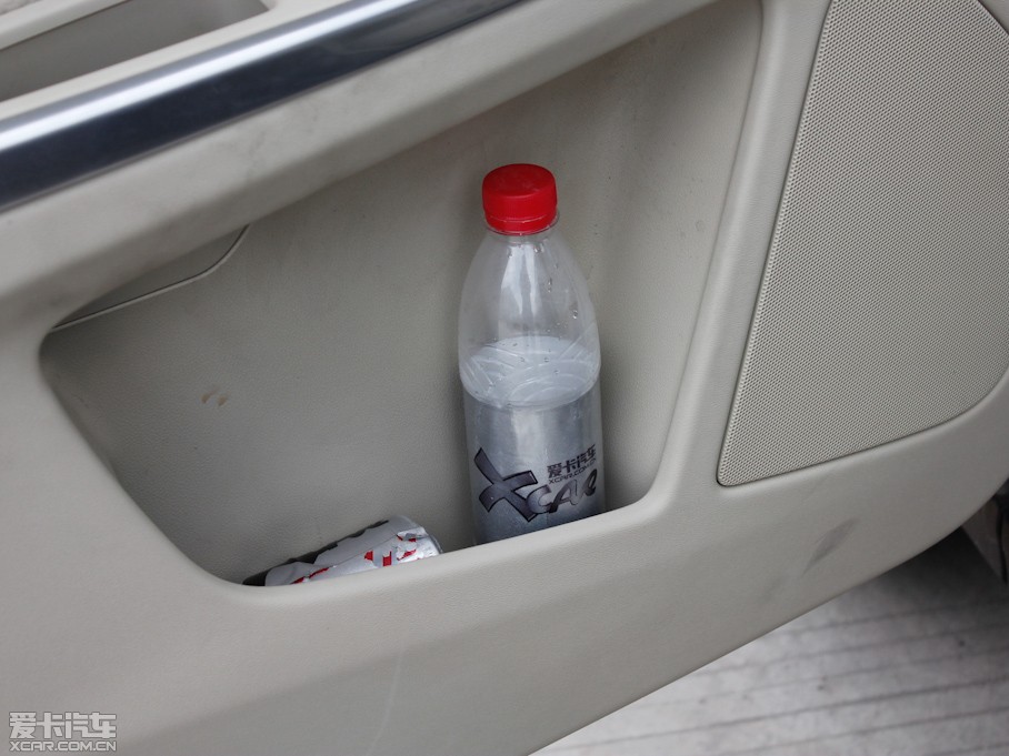 2012֠XC60(M) 2.0T T5 Ű