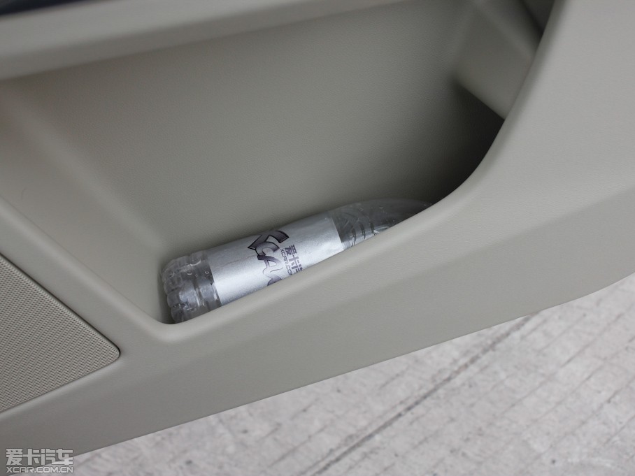 2012֠XC60(M(jn)) 2.0T T5 Ű