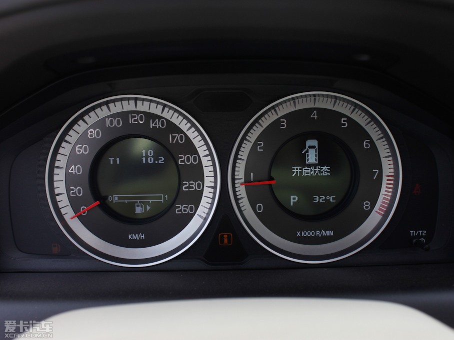 2012֠XC60(M) 2.0T T5 Ű