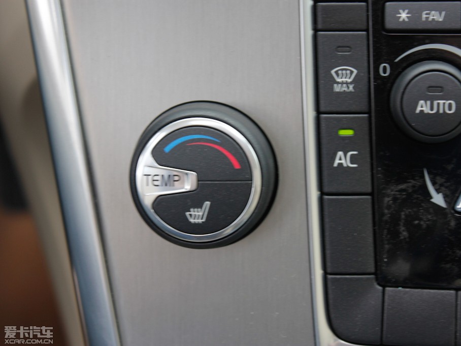 2012֠XC60(M) 2.0T T5 Ű