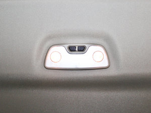 2012款2.0T T5 智尊版 空间座椅