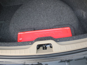 2012款2.0T T5 智尊版 空间座椅