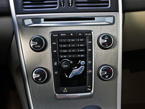 2012款2.0T T5 智尊版 空调调节
