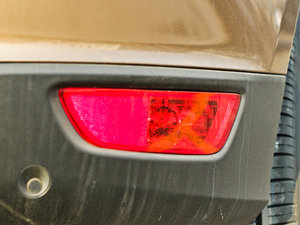 20123.0T T6 AWD\Ӱ ^