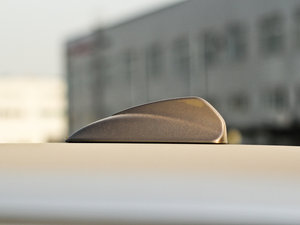 20123.0T T6 AWD\Ӱ ^