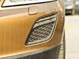 20123.0T T6 AWD\Ӱ ^