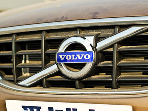 20123.0T T6 AWD\Ӱ ^