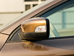 20123.0T T6 AWD\Ӱ ^