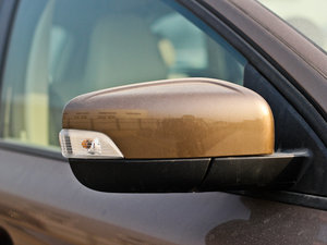 20123.0T T6 AWD\Ӱ ^