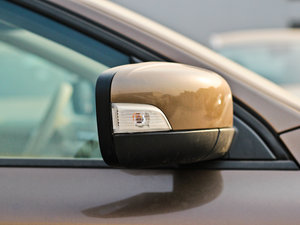 20123.0T T6 AWD\Ӱ ^