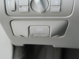 2012款3.0T T6 AWD个性运动版 驻车制动器
