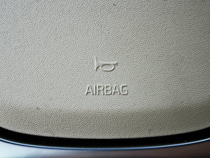 20123.0T T6 AWD\Ӱ п؅^